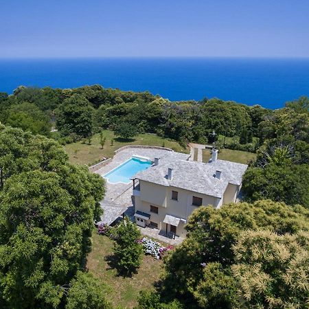 Luxury Villa With Pool In Tsagarada Exterior photo